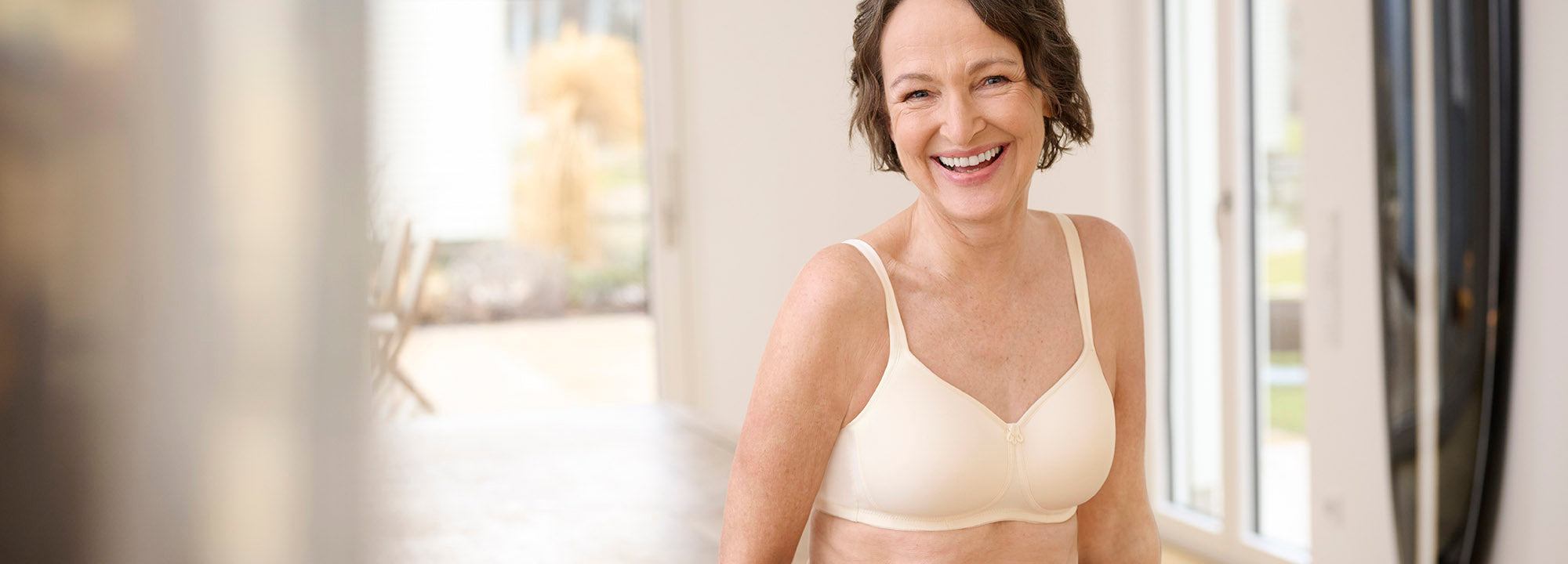 Essential Breast Forms  Everyday Mastectomy Prosthesis & Bra Inserts -  Amoena Australia
