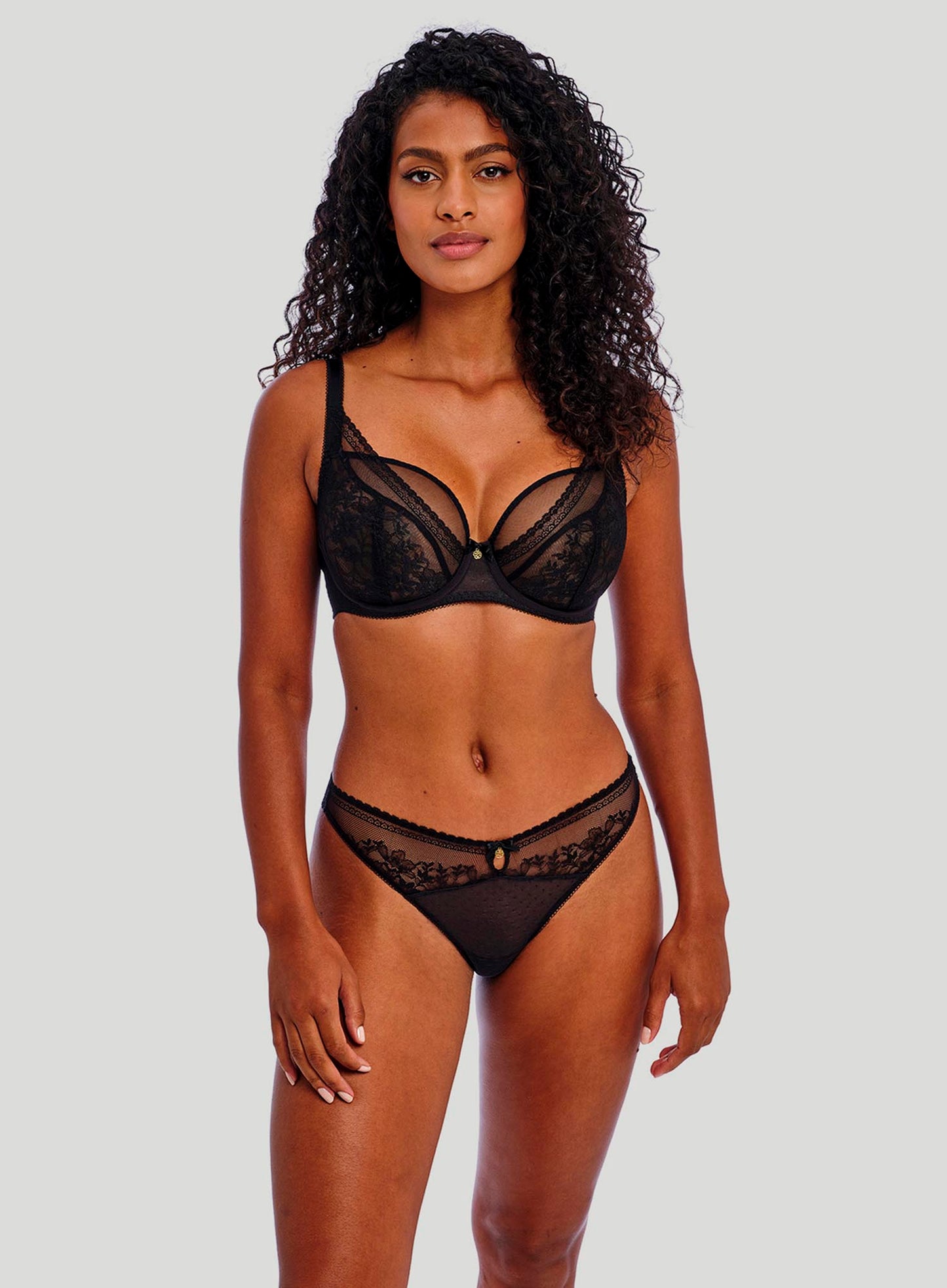 Freya: Sydnie Underwired High Apex Plunge Bra Black