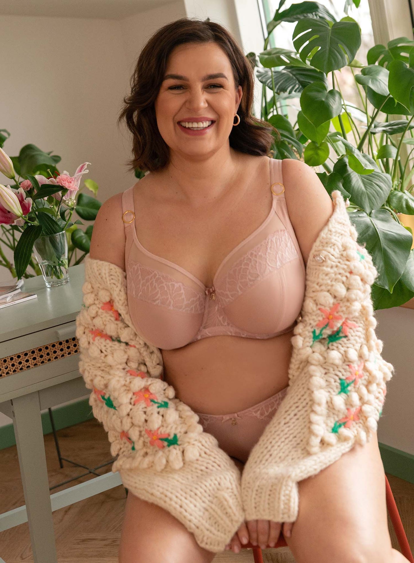 Samanta Lingerie: Amelia Midi Brief Powder Rose