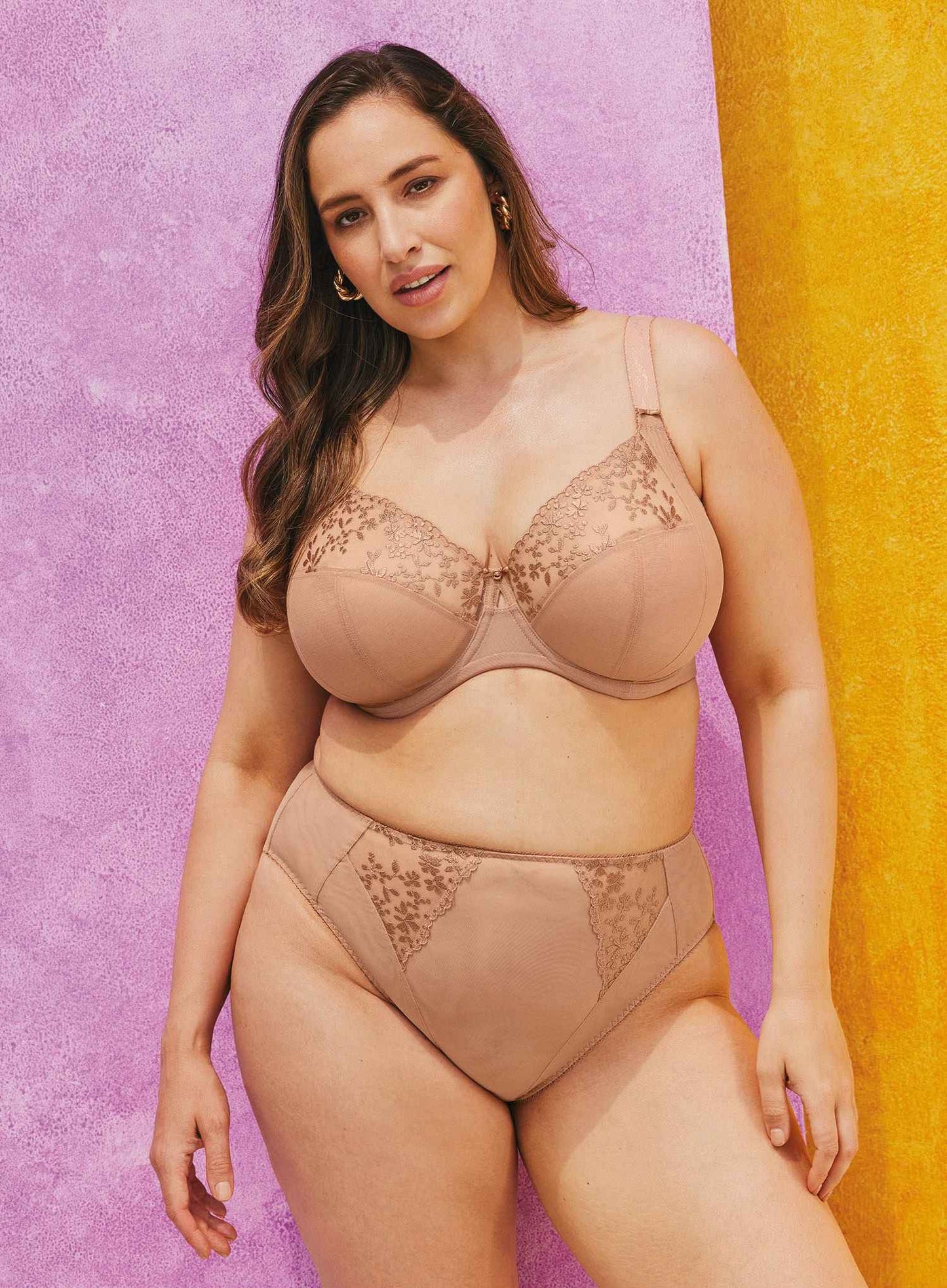 Elomi: Zarla Underwired Banded Bra Cafe Au Lait