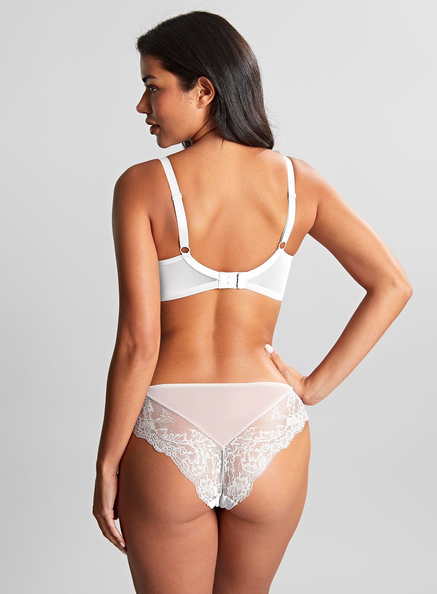 Panache: Ana Brazilian White