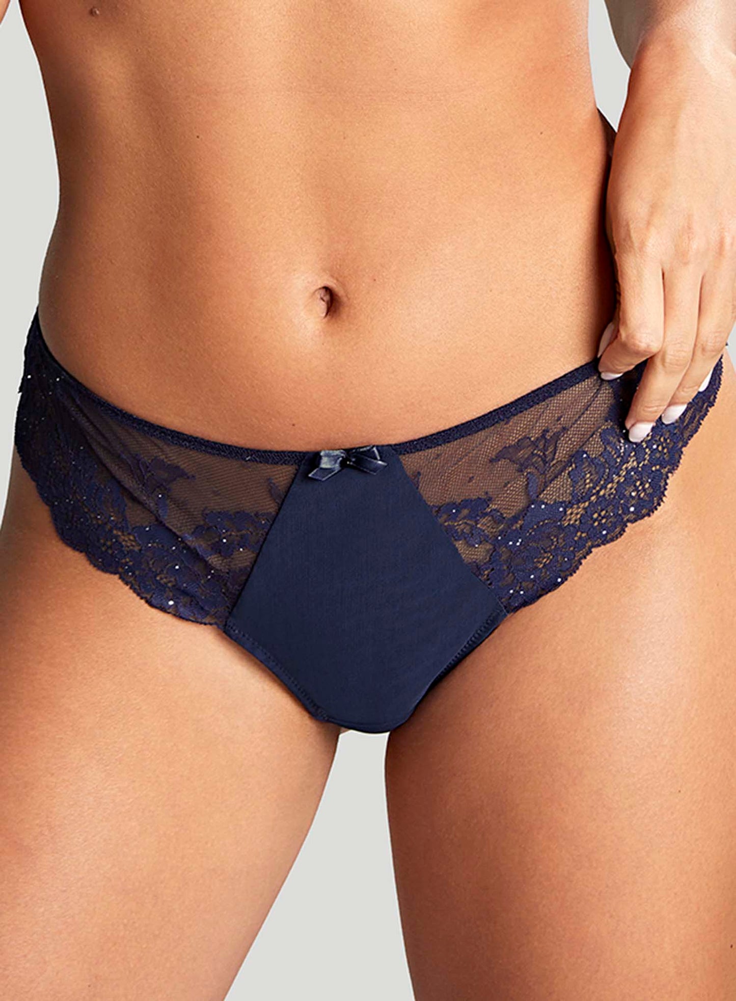 Panache: Ana Thong Midnight Sequin