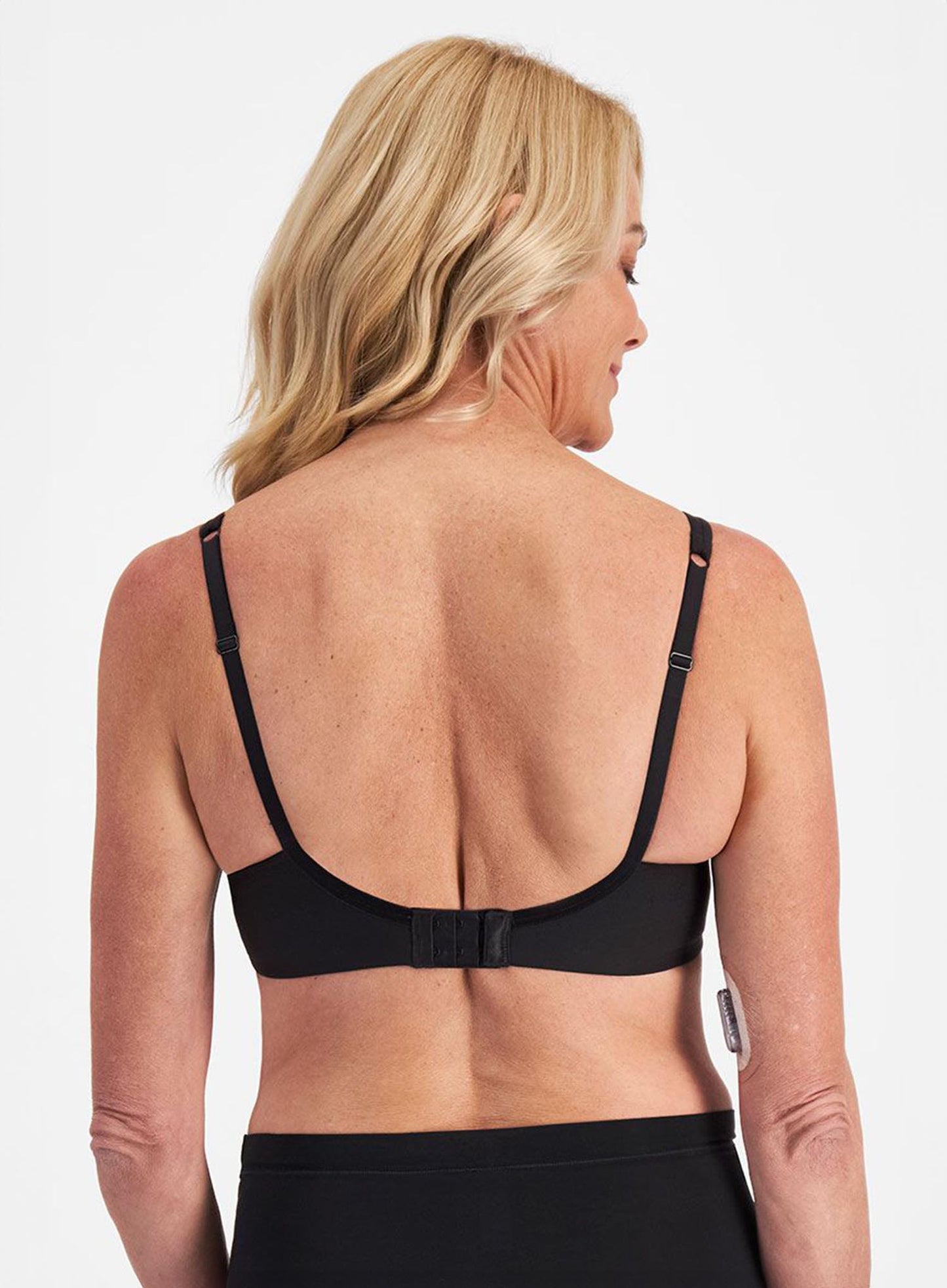 Playtex: Ultra Light Elegance Underwired Bra Black