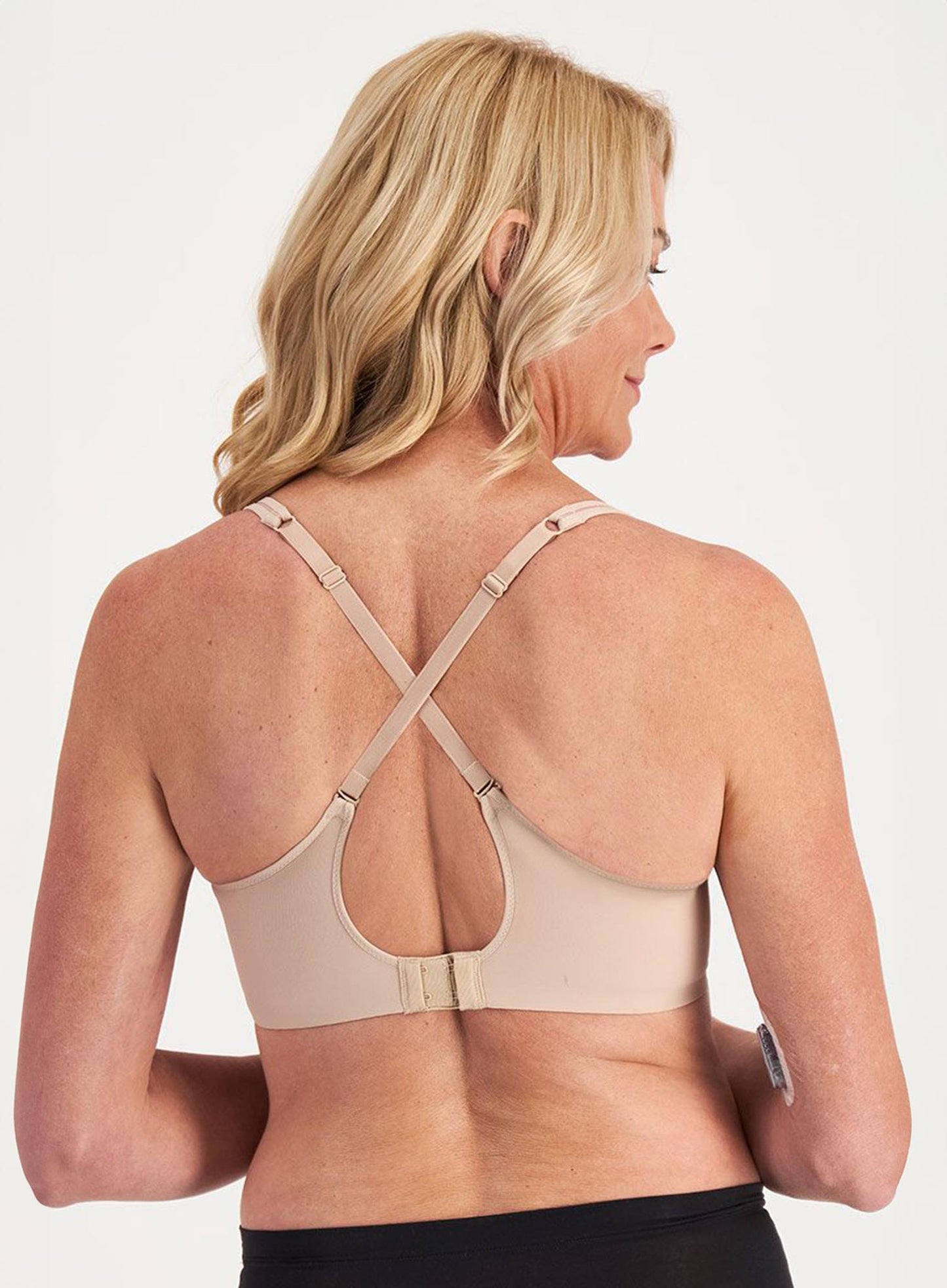 Playtex: Ultra Light Elegance Underwired Bra Nude