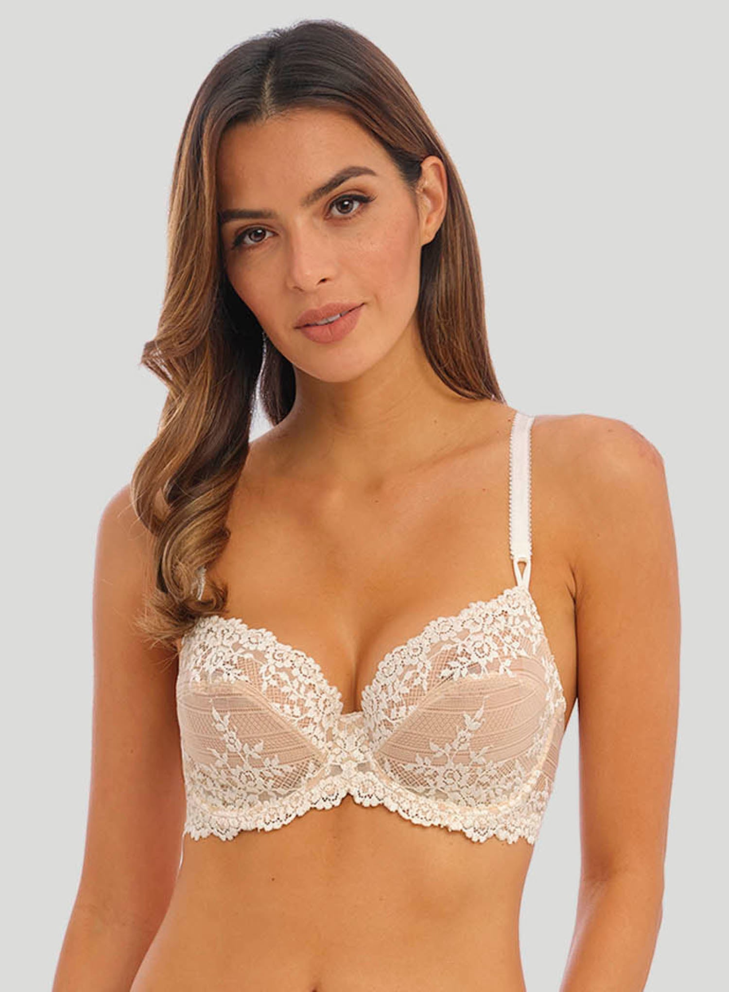 Wacoal Embrace Lace Plunge Underwire Bra - Naturally Nude / Ivory - Curvy  Bras